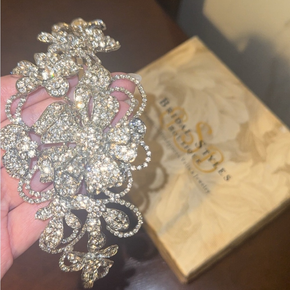 Bridal Styles Boutique- Rhinestone Floral Hairpiece - Sparkling Silver